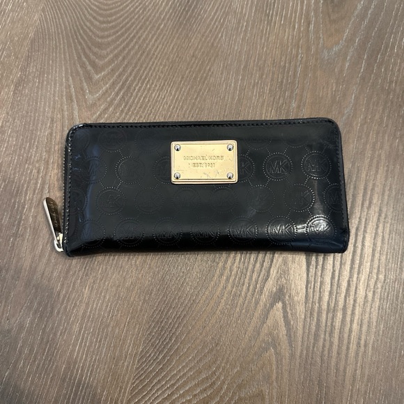 Michael Kors Handbags - Michael‎ Kors Logo Wallet Zip Around Black Patent Leather MK